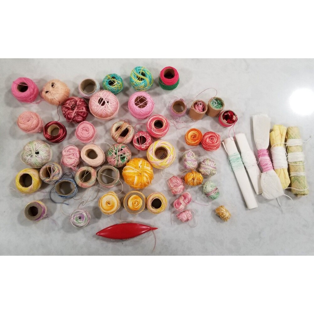 Vintage Tatting Crochet Thread Lot DMC JP Coats Assorted Spools Balls Remnants